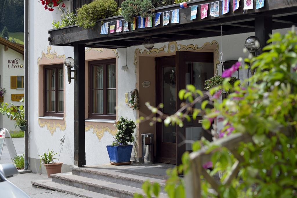 Hotel Traube Sankt Gallenkirch Dış mekan fotoğraf
