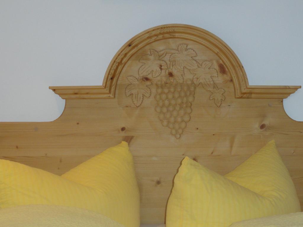 Hotel Traube Sankt Gallenkirch Oda fotoğraf